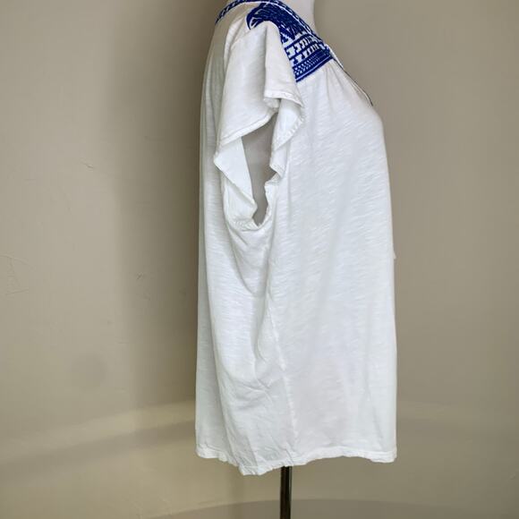 Liz Claiborne White Blue Embroidered Top Flutter Sleeve Sz XL - Picture 4 of 9